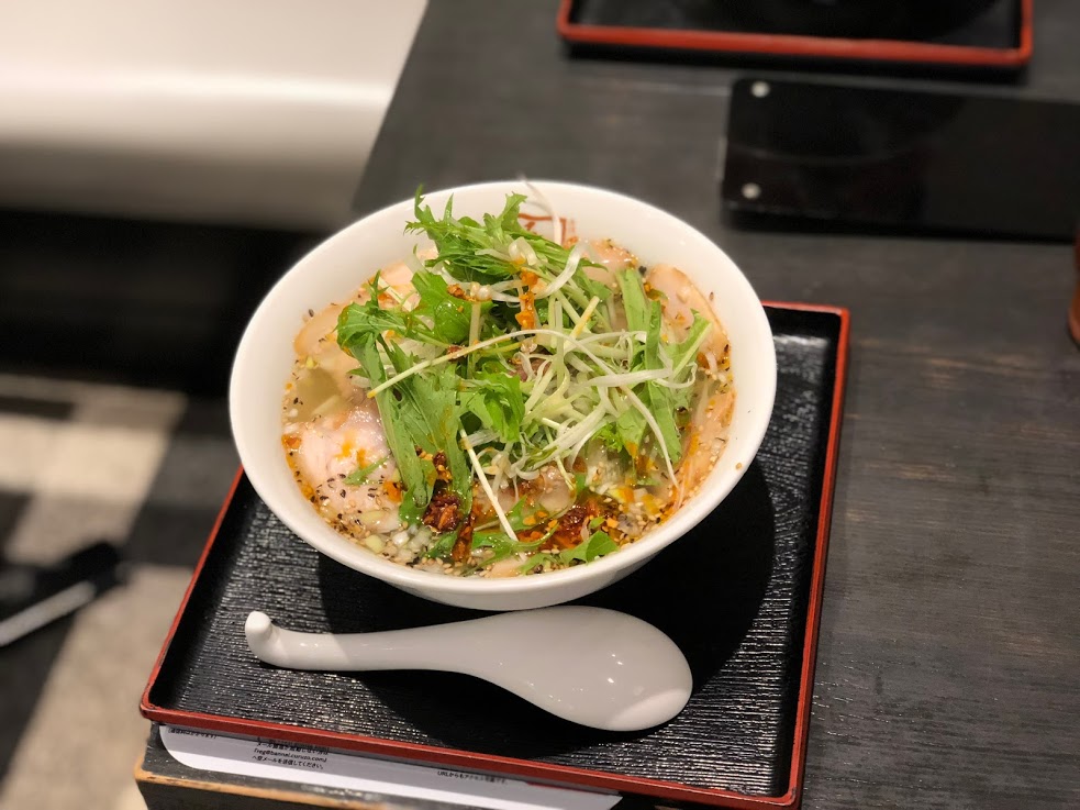 喜多方ラーメン　坂内(ばんない)　ピリ辛香ばし塩ラーメン　