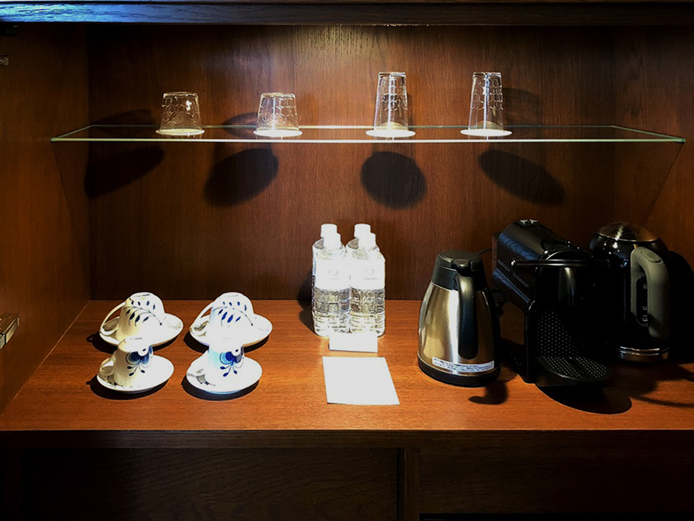 ホテルひらまつ熱海　ミニバー 