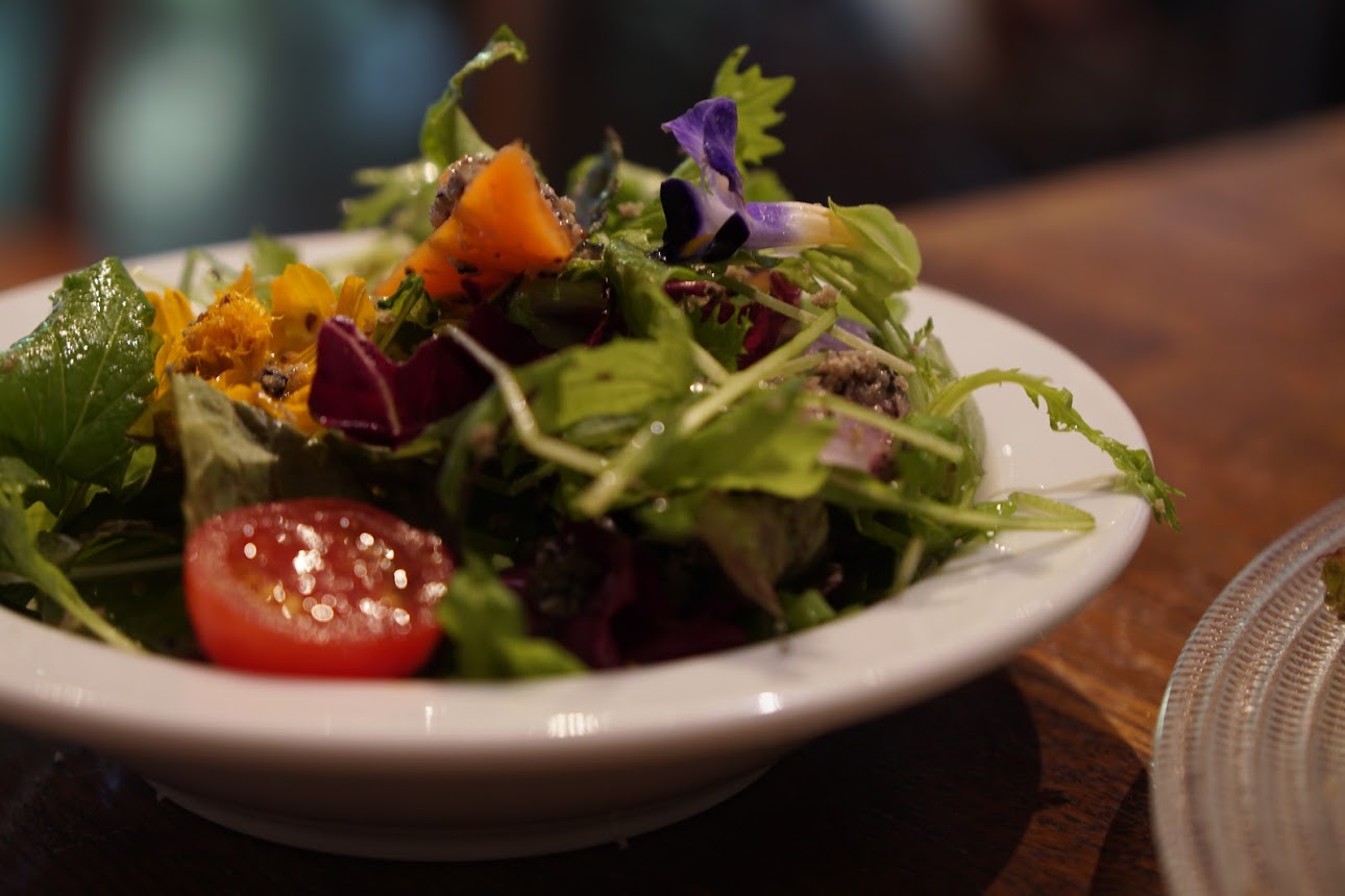 湘南ビール|熊澤酒造　MOKICHI TRATTORIA　サラダ