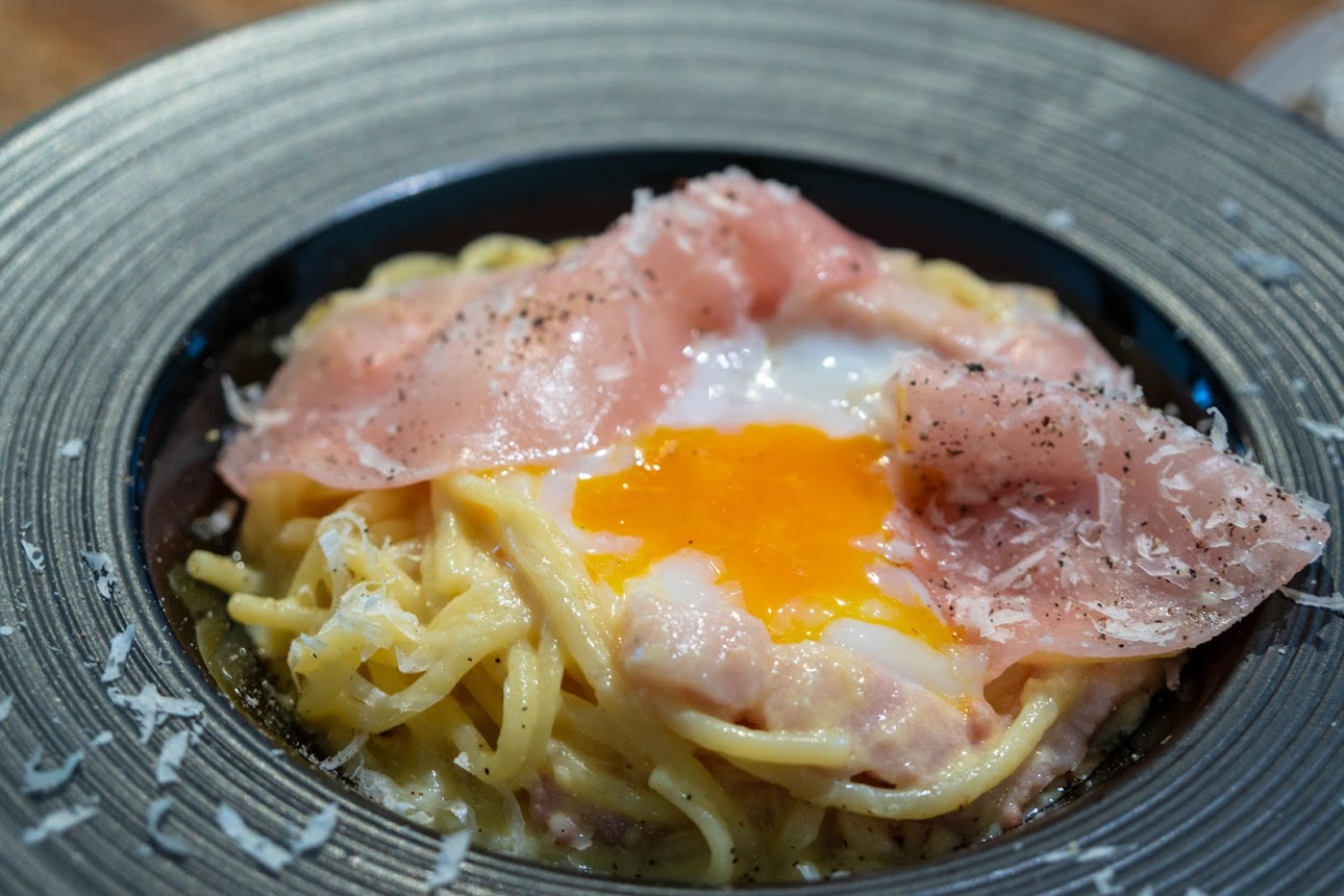 湘南ビール|熊澤酒造　MOKICHI TRATTORIA　カルボナーラ　とろとろたまご