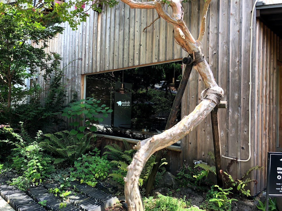 湘南ビール|熊澤酒造　MOKICHI Wrust Cafe　入口　看板