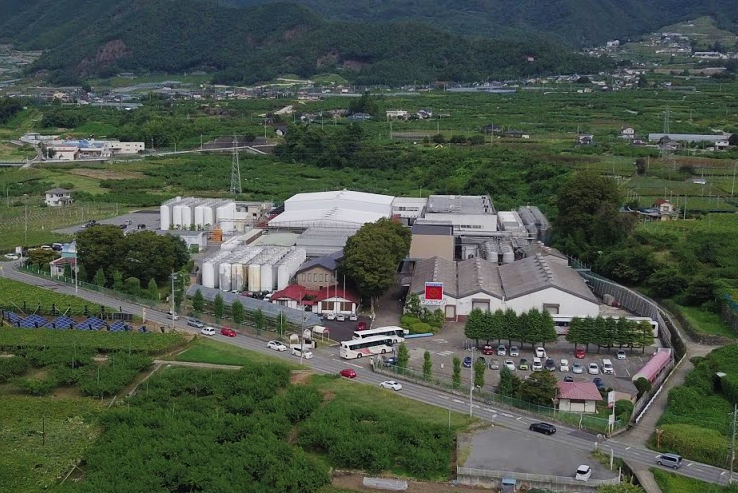 マンズワイン勝沼ワイナリー　空撮