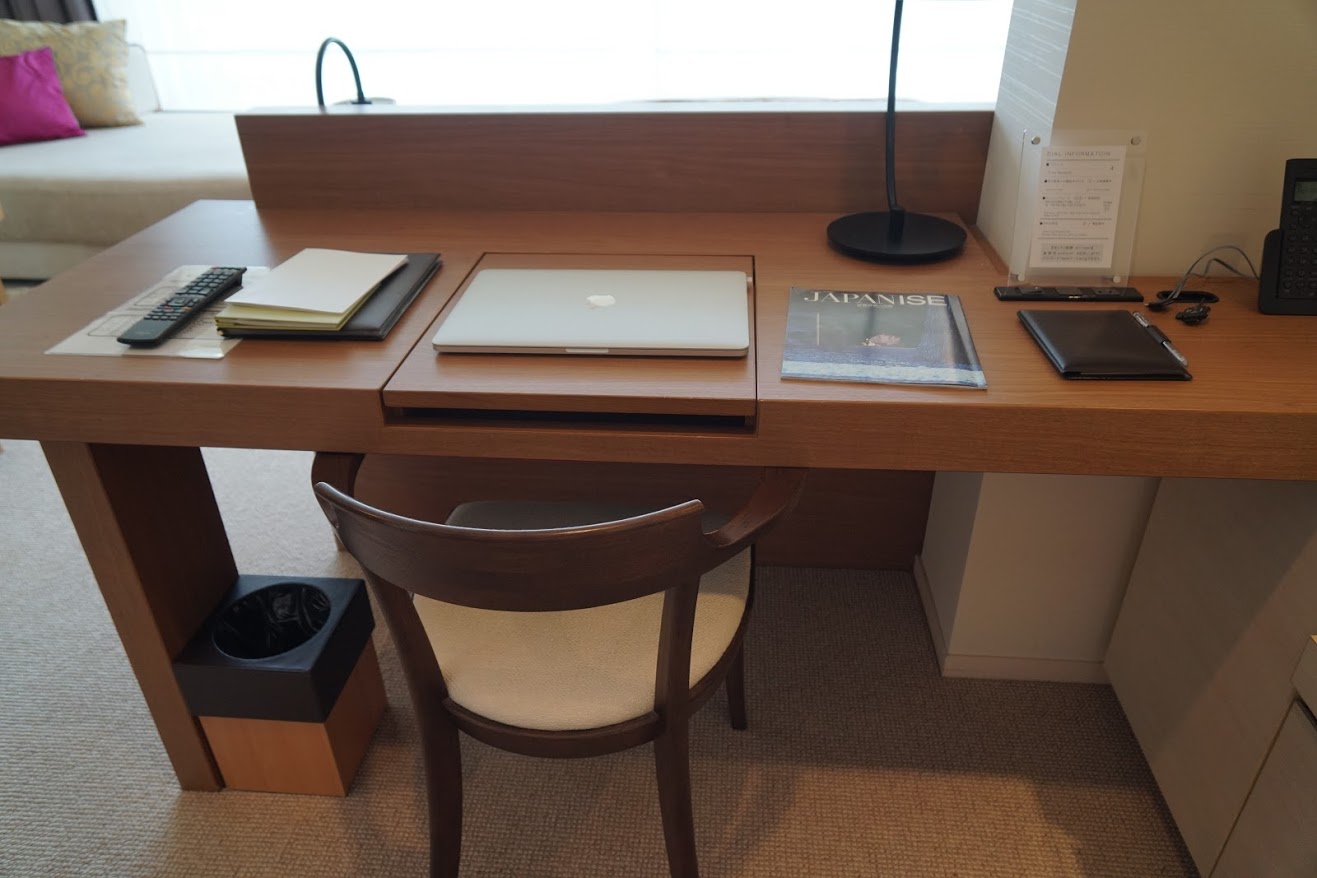 NEMU　RESORTでグランピングディナー! プレミアデラックスルーム　ゆったりPC使えます