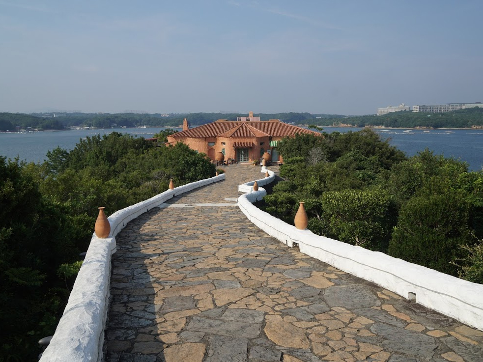 志摩地中海村　ディナー　レストラン　遠目