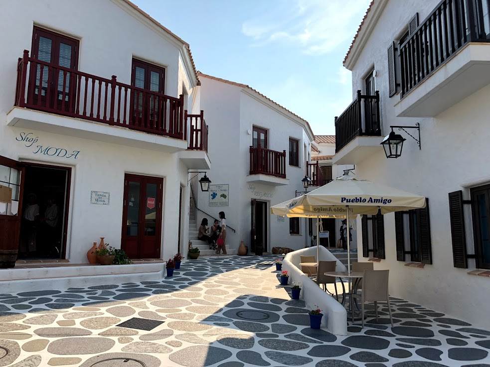 志摩地中海村　朝食　レストラン