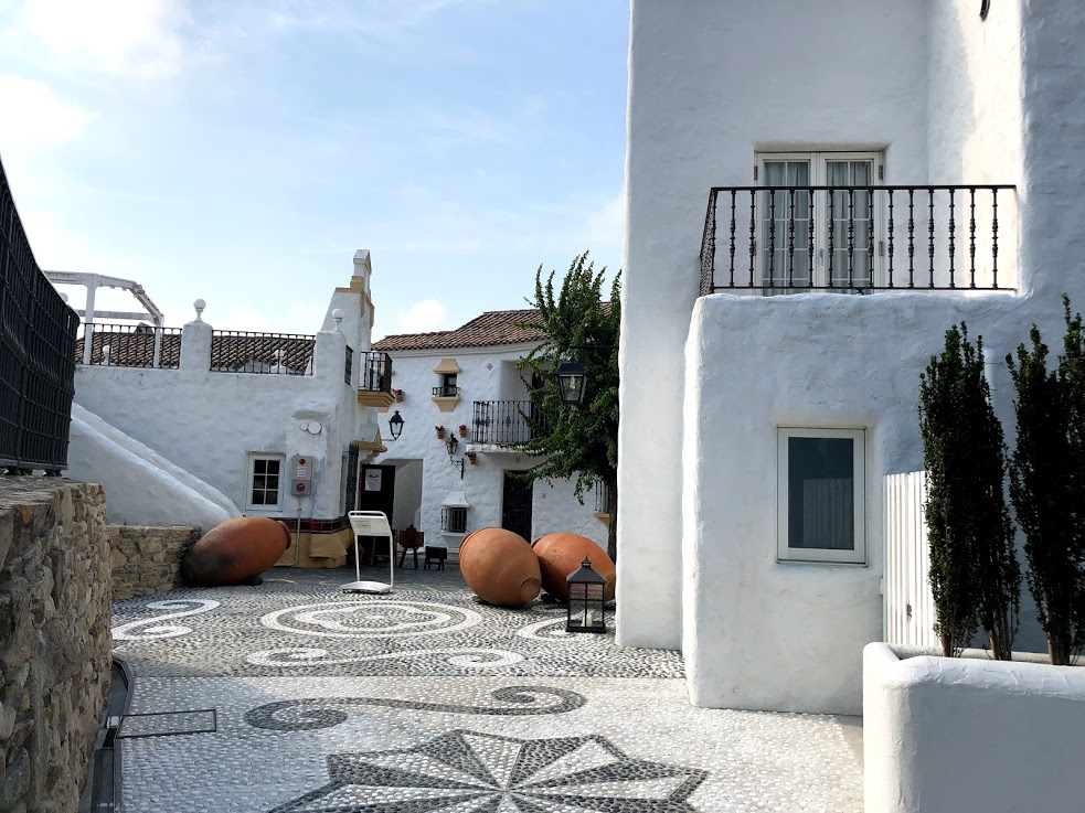 志摩地中海村　ジュース店もあります