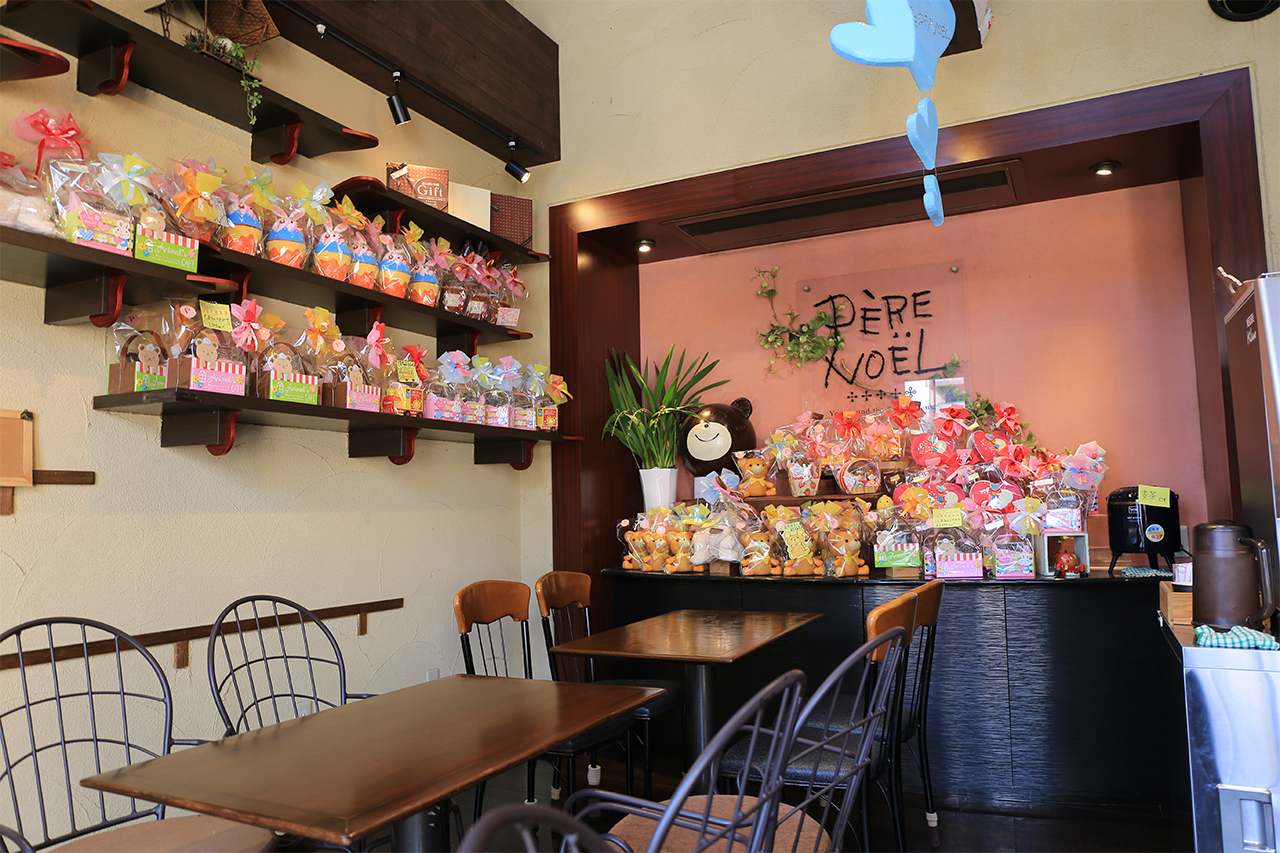 ペールノエル　店内１