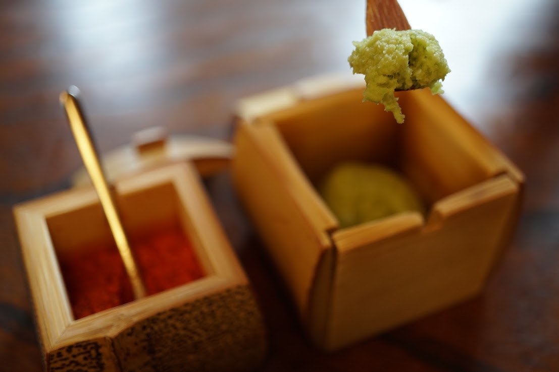 高尾山口のお蕎麦屋さん高橋家 わさびもたくさん使えます